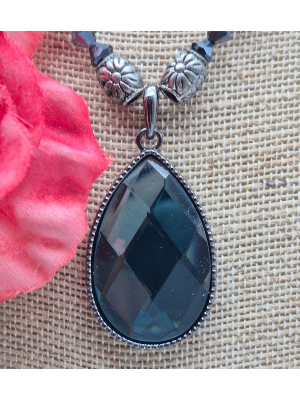 Artisan Black Green Bead & Faux Paper Bead Collar Teardrop Pendant Necklace 16"
